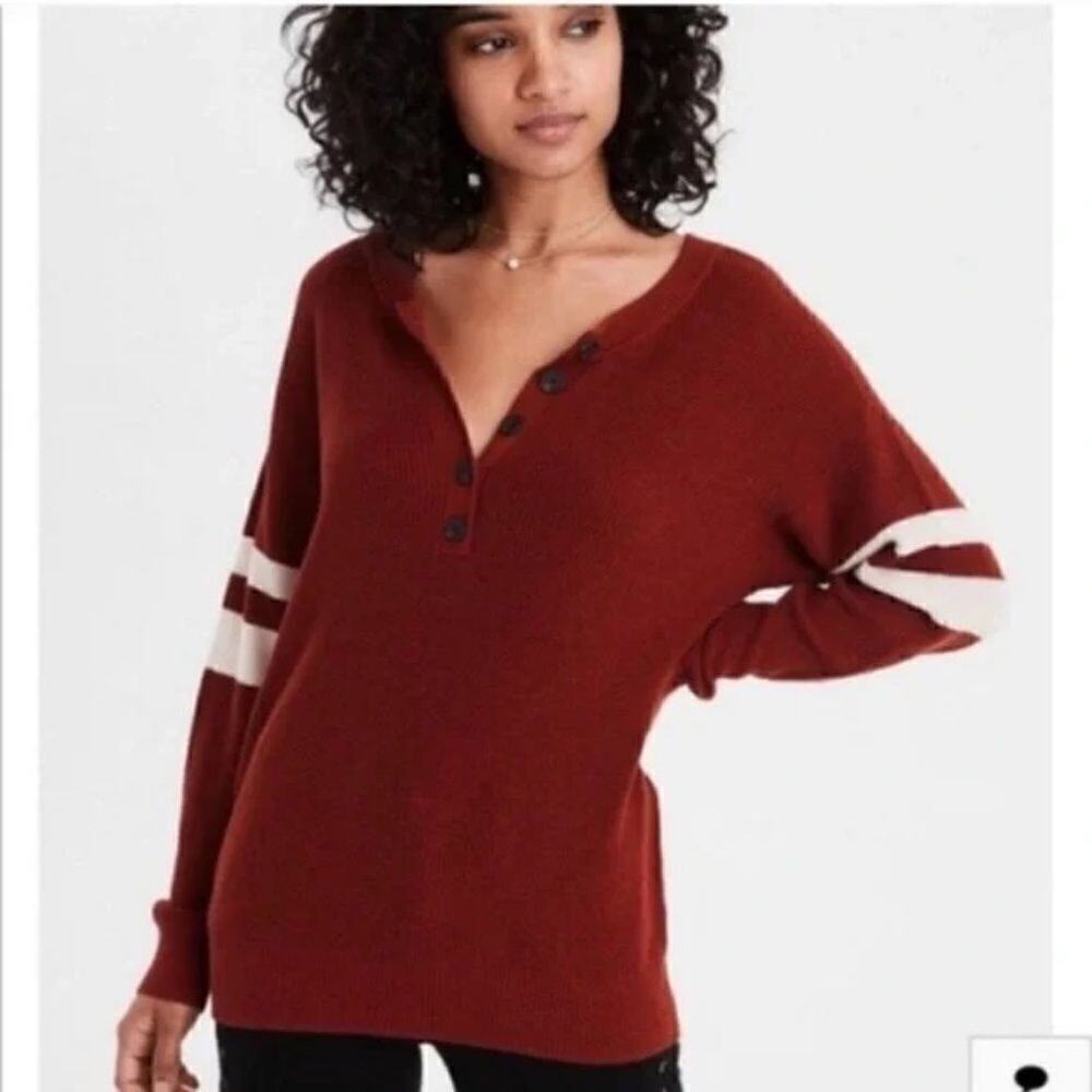 AMERICAN EAGLE | Pullover Henley Varsity Sweater Small EUC Q535